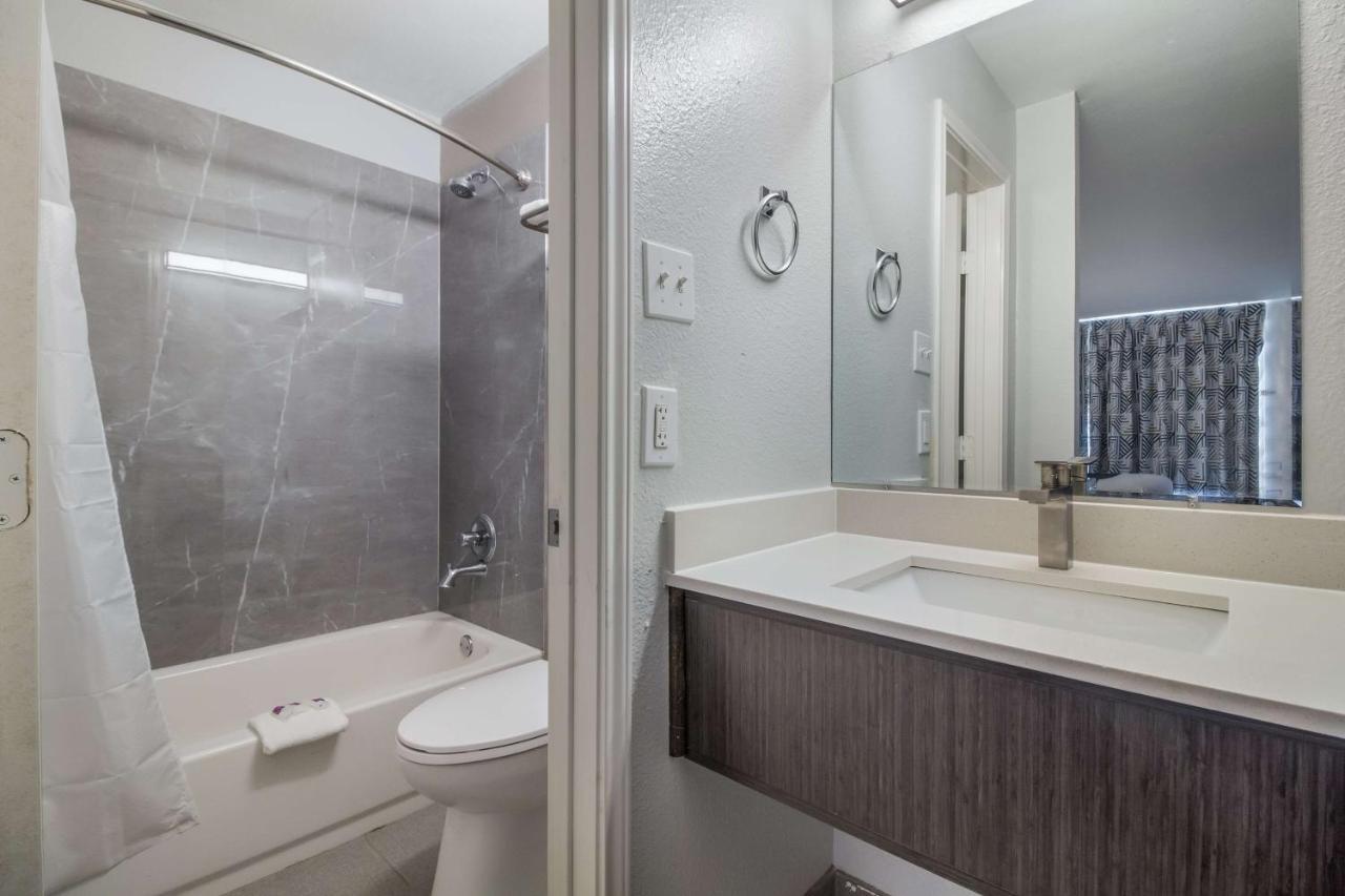 Motel 6 Groves, Tx Ngoại thất bức ảnh